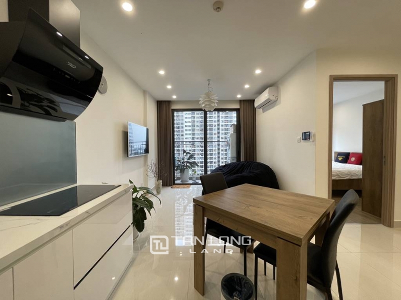 Vinhomes Smart City - Luxurious 1BR apartment for rent 7