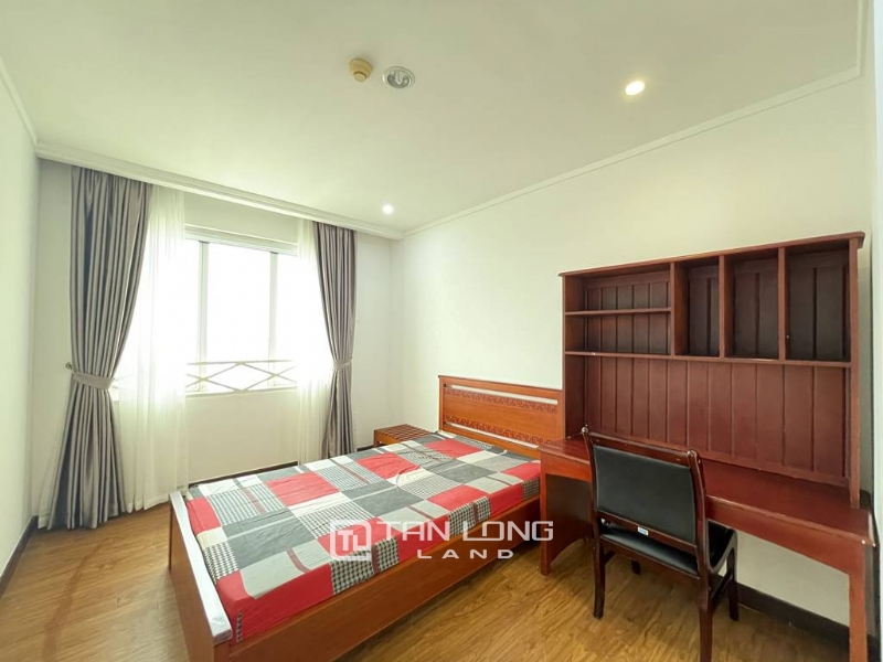 Well equipped 4 - bedroom apartment for rent in G3 Ciputra 15