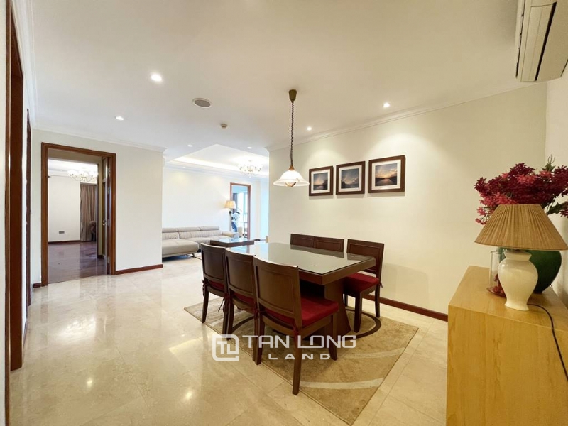 Well - equipped apartment in The Link = L1 Ciputra for rent 7