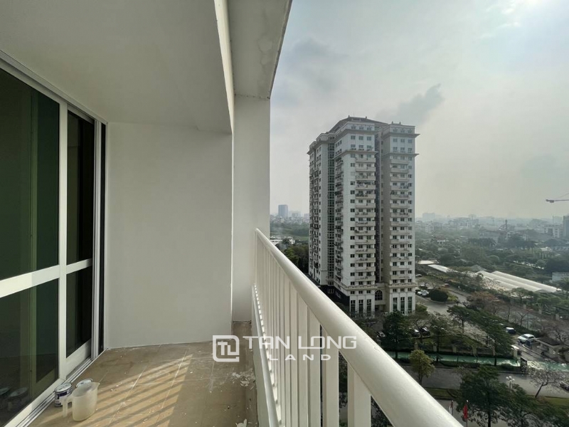 Well renovated unfurnished apartment for rent in P1 Ciputra 19