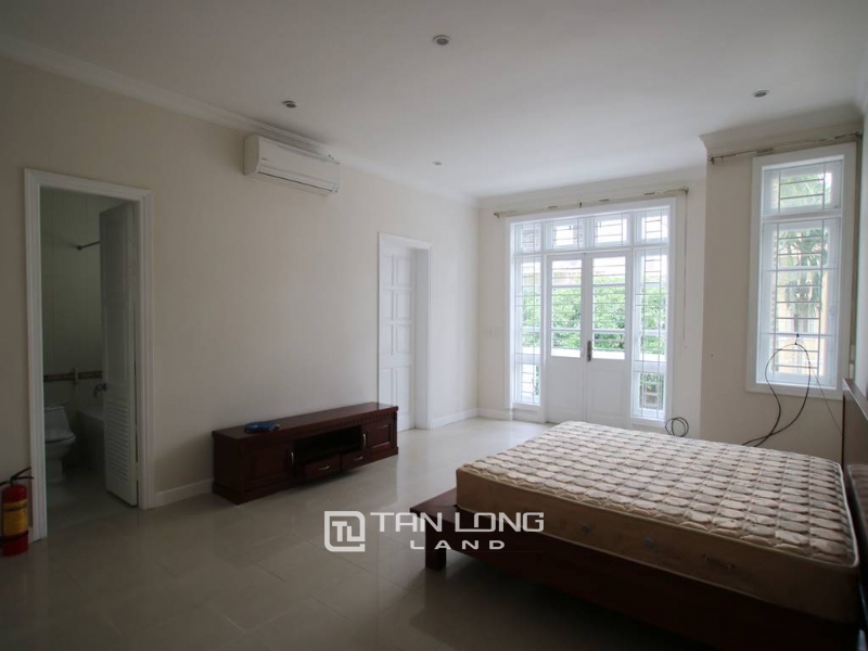 Well - renovated unfurnished house in Ciputra for rent 12