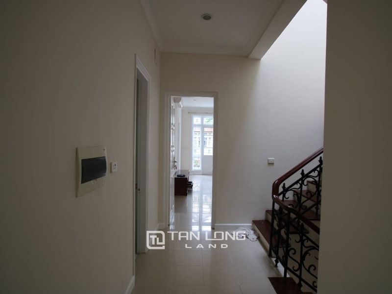 Well - renovated unfurnished house in Ciputra for rent 18