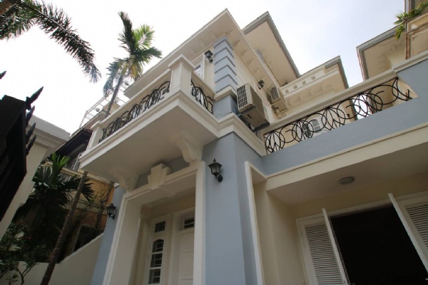 Well - renovated unfurnished house in Ciputra for rent