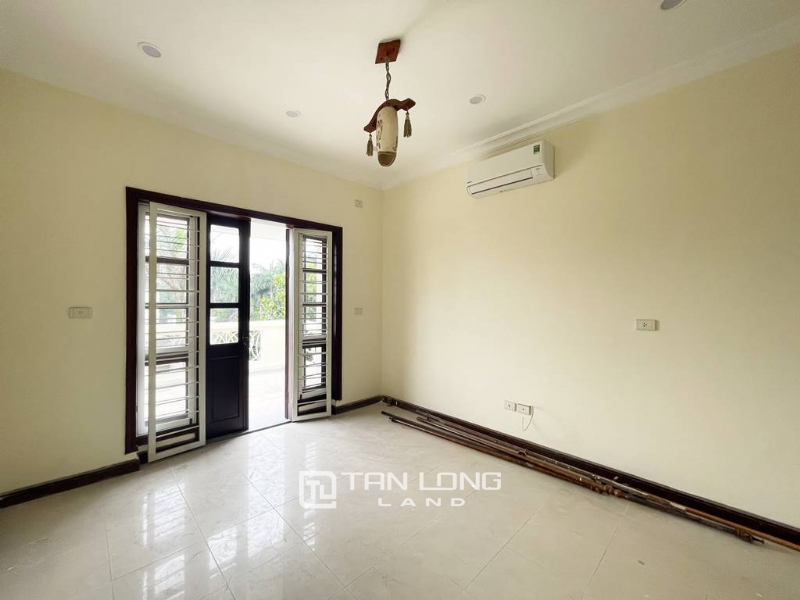 Well - renovated villa for rent in Ciputra D3 block 22