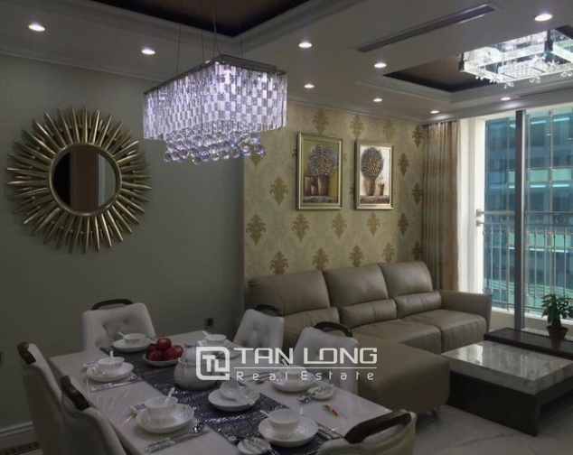 Well-proportioned apartment for lease in Vinhomes Nguyen Chi Thanh, Ba Dinh dist., Hanoi 1