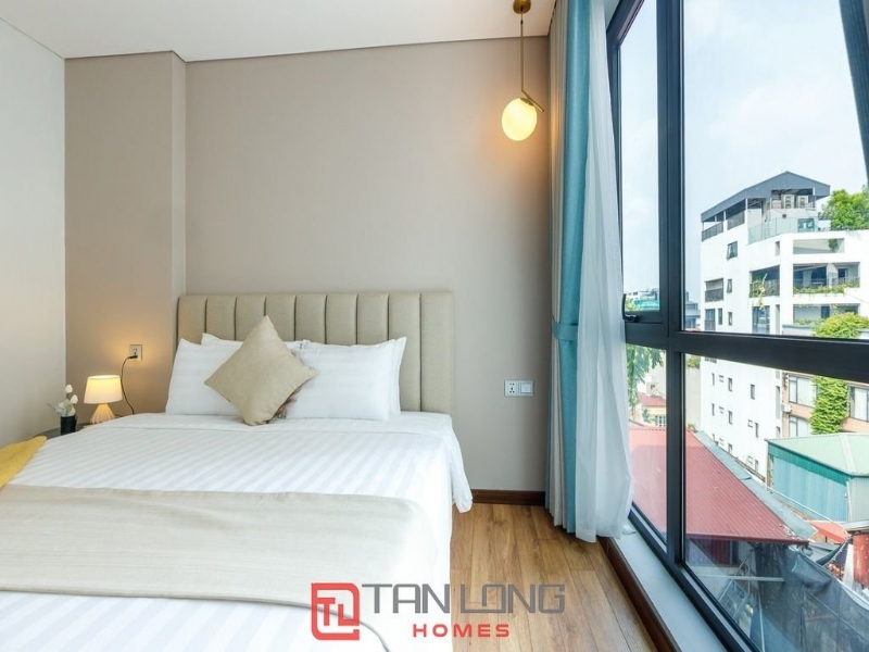 Westlake view 2 bedrooms apartment for lease in Tu Hoa street 18