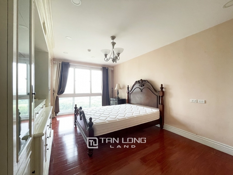 Wonderful 182SQM apartment with golf view in P2 Ciputra for rent 17
