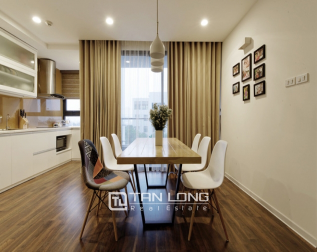 Wonderful 3 bedroom apartment in Golden Land, Thanh Xuan to sell 4