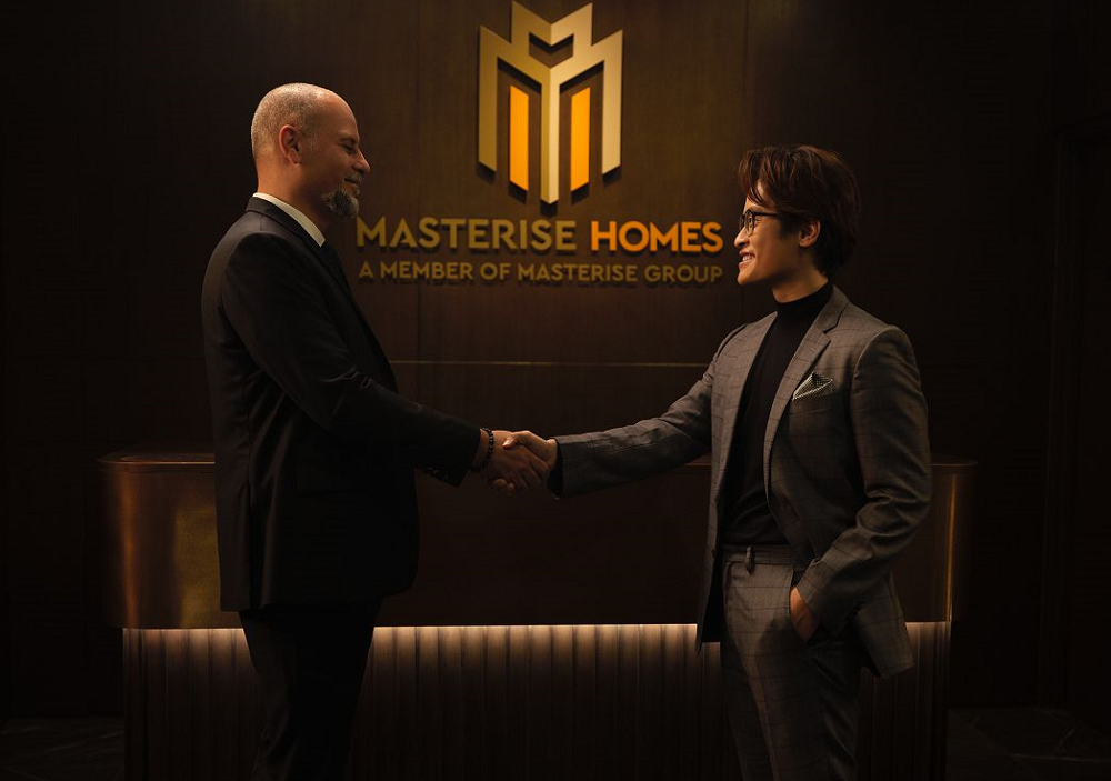 Who is the investor of Masteri Waterfront Ocean Park Gia Lam